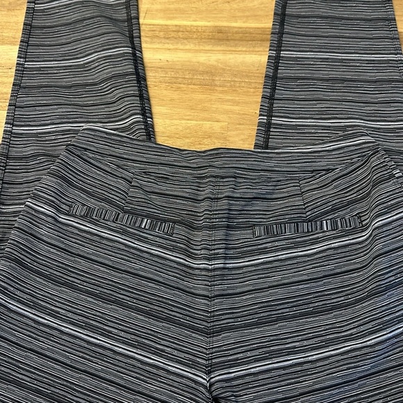 LULULEMON ⭐️ Athletica jet crop slim kuxtreme pants - Picture 10 of 10